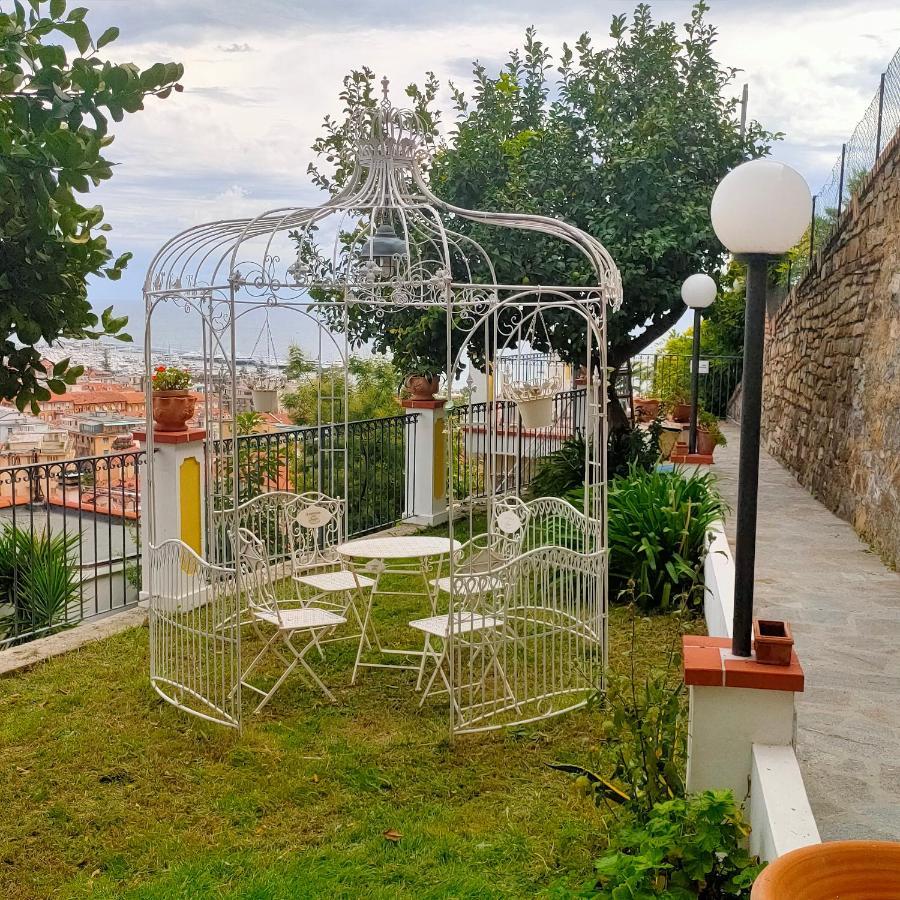 La Casa Del Sole Hotel Sanremo Luaran gambar