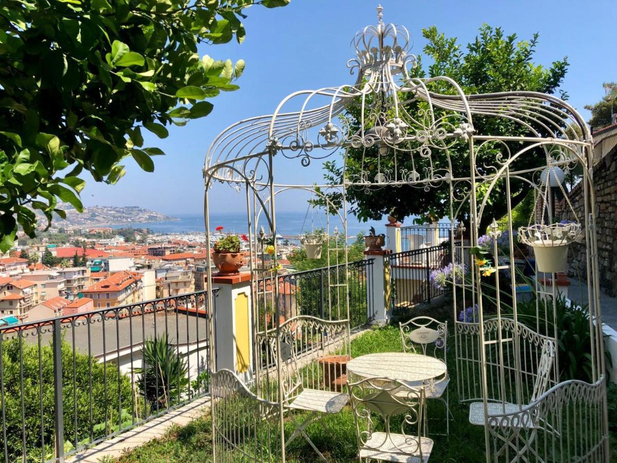 La Casa Del Sole Hotel Sanremo Luaran gambar